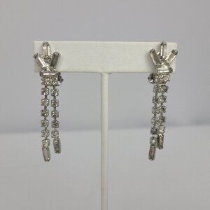 VINTAGE Rhinestone Crystal Silver Tone Clip On Earrings